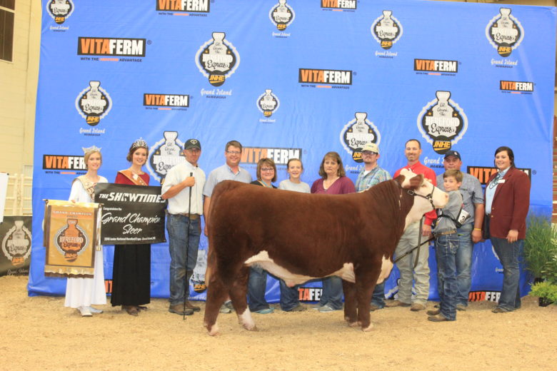 Meinhardt, Jacobs Win Junior National Hereford Expo Steer Show