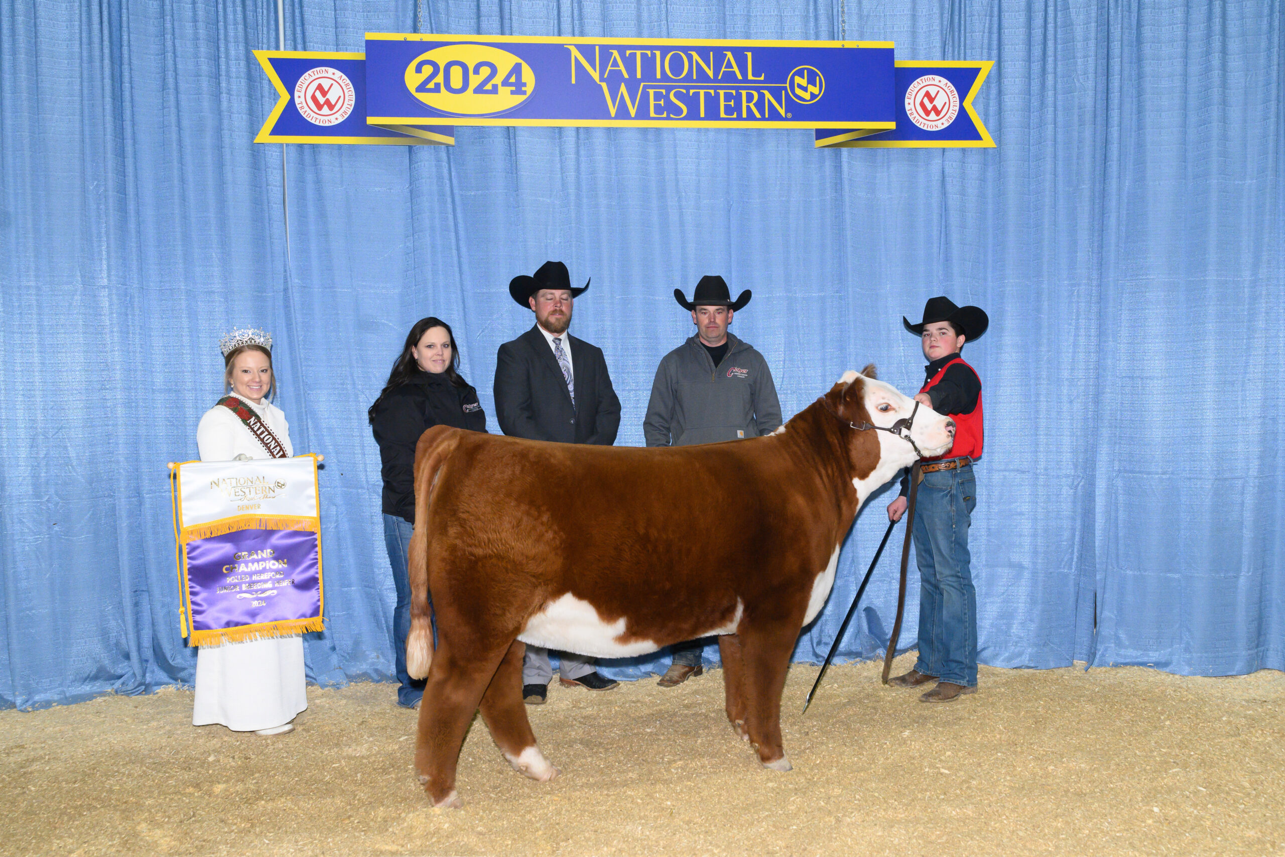 Junior Hereford Exhibitors Take on The Hill